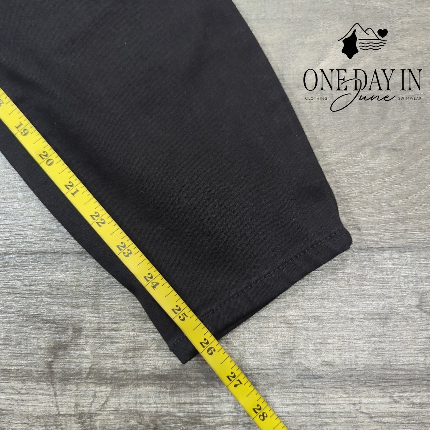 Nurtue by Westbound Skinny Ankle Jeans Size 12