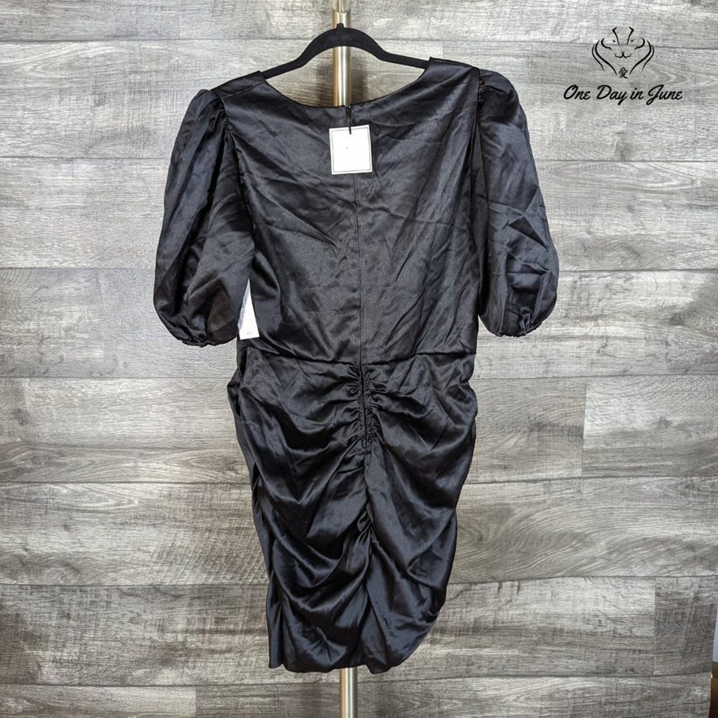 Premier Amour Puff Sleeve Ruched Back Dress Size 12