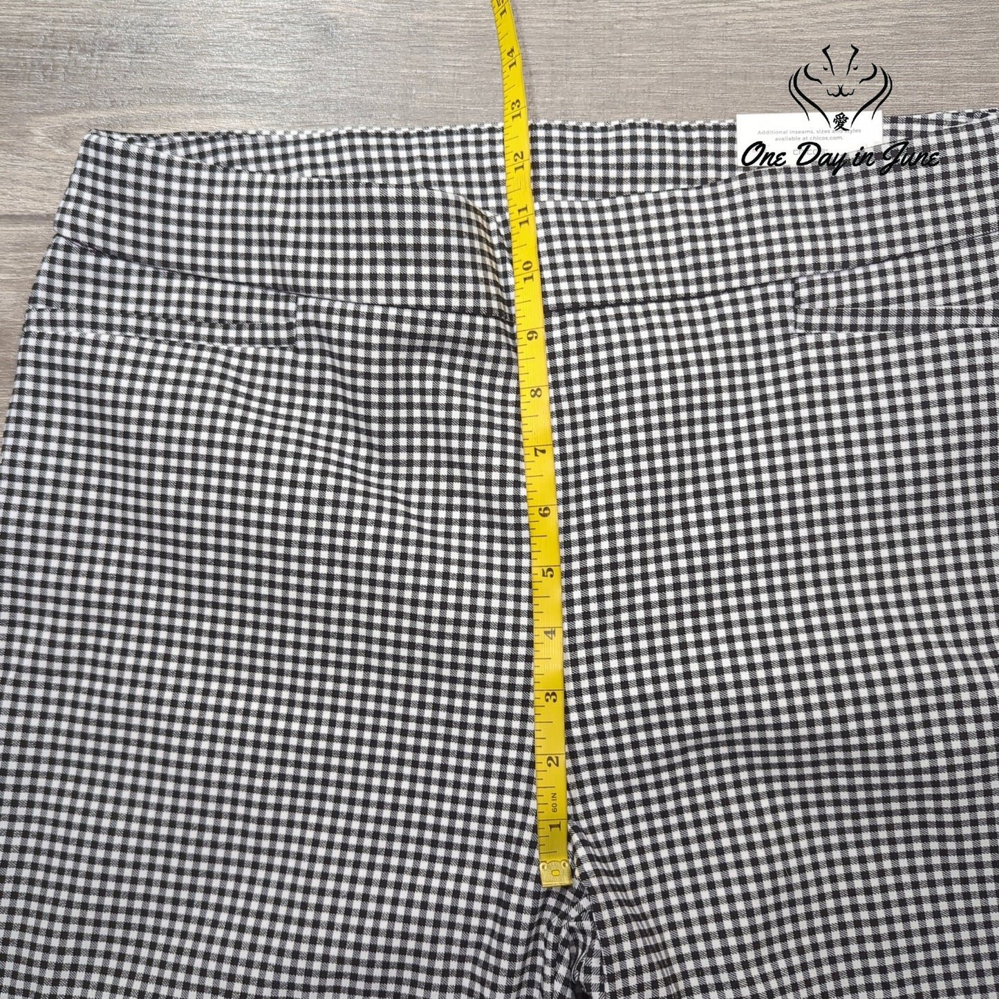 Chico's Brigitte Slim Leg Crop Pants Size Chico's 2 (12)