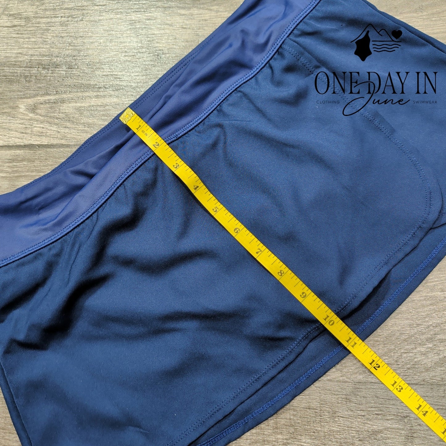 Nike Skirted Bikini Bottom Size M