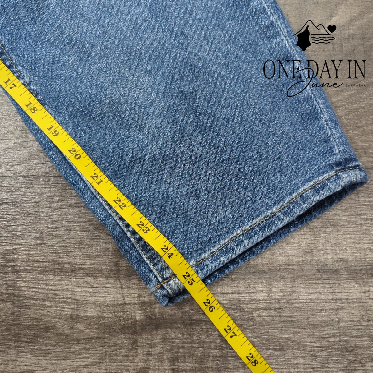 Kut from the Kloth Naomi Fab Ab High Rise Crop Straight Jeans NWT Size 20W