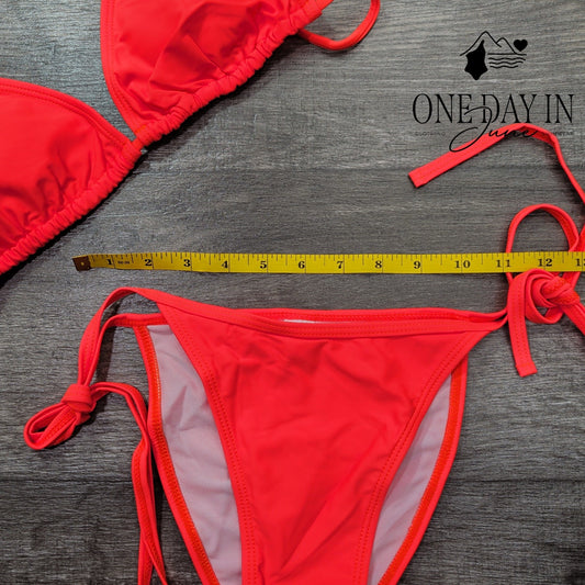 Atengnes Halter Tie Side Bikini Swimsuit Size M