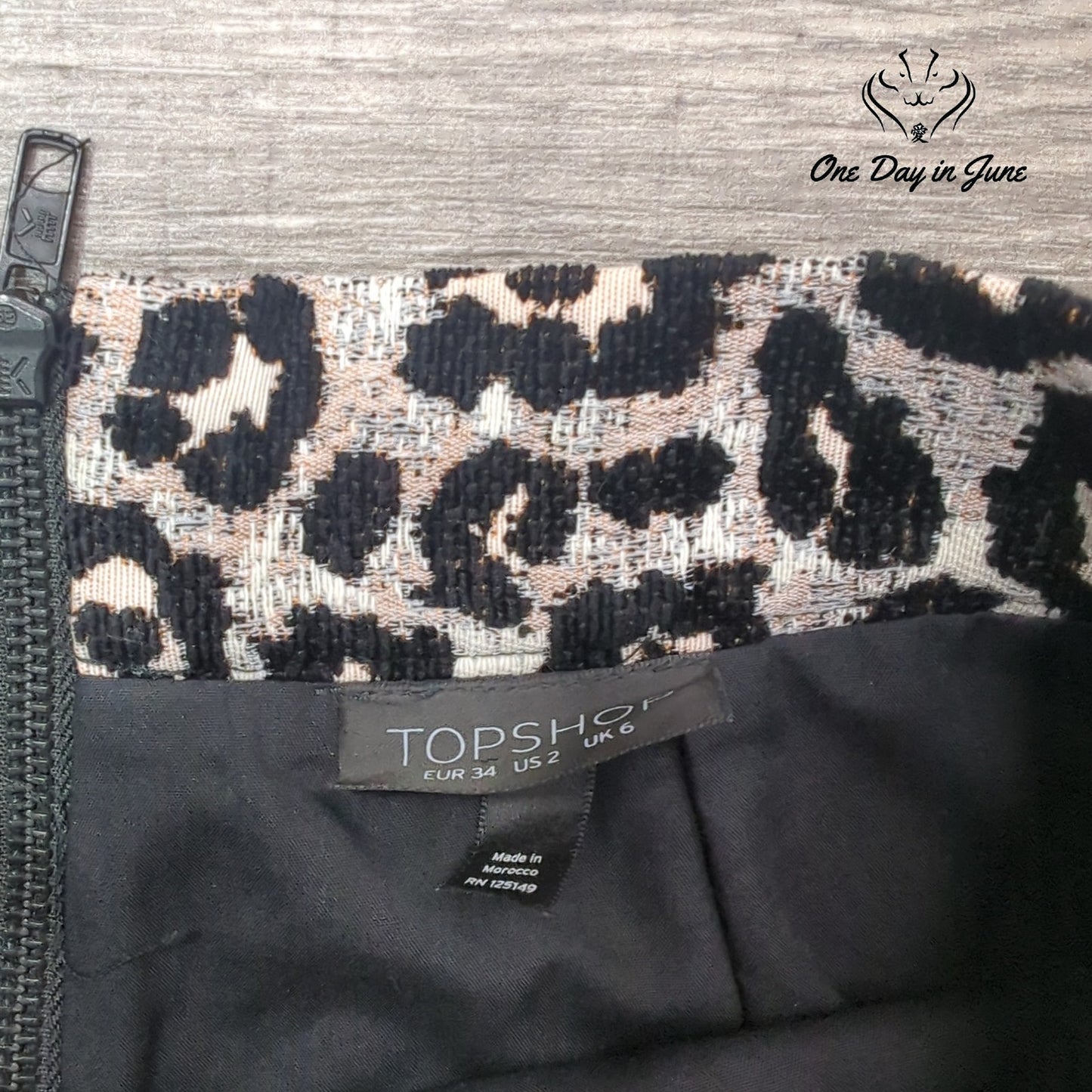 Topshop Leopard Jacquard Mini Skirt Metallic Animal Print Textured Size 2