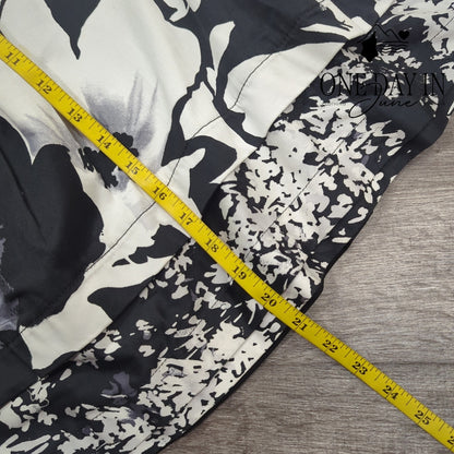 White House Black Market A Line Skirt Size 10