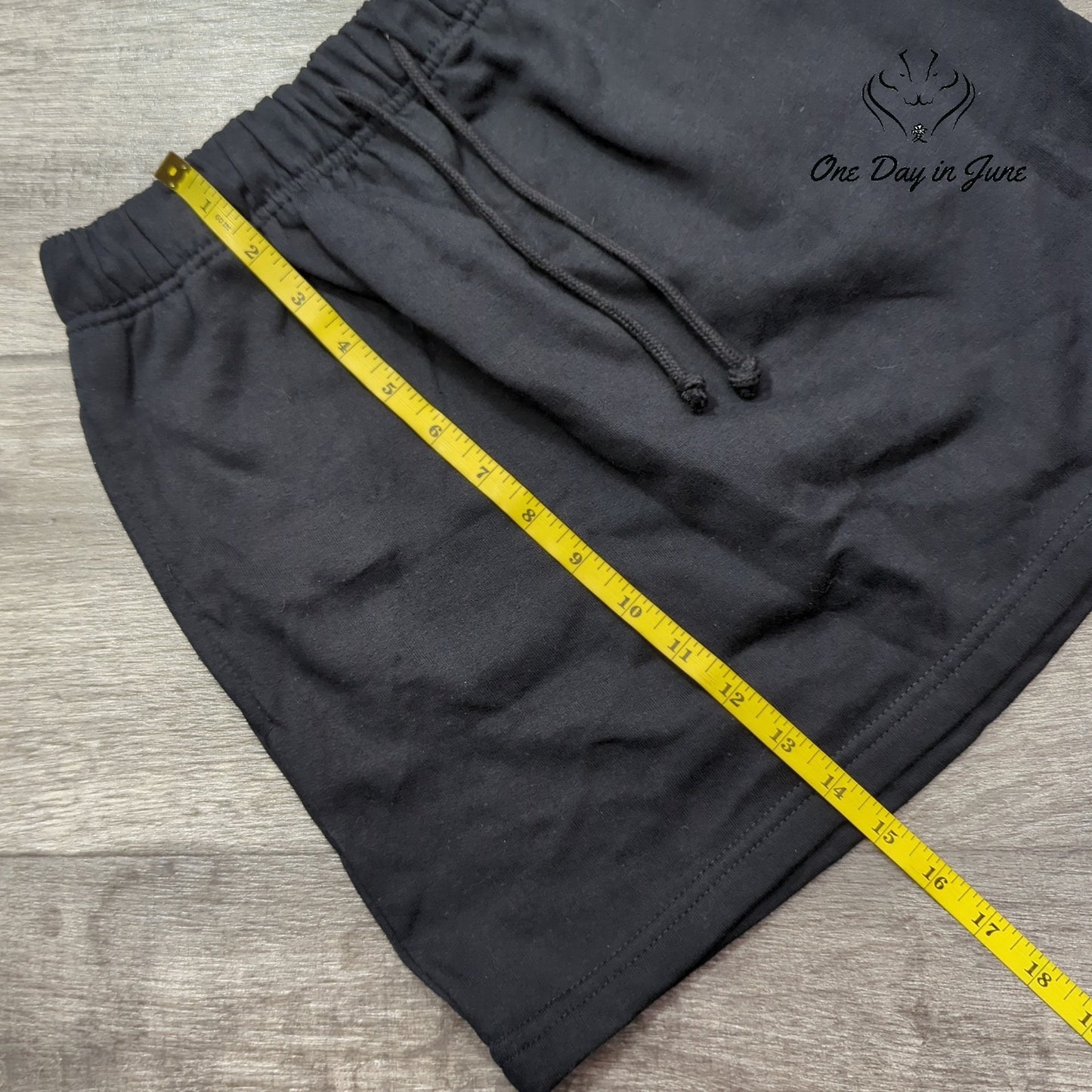 Jolie & Joy Drawstring Skirt Size L