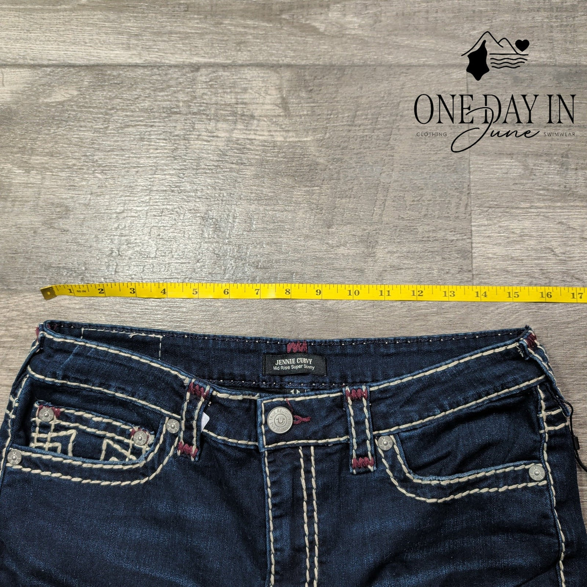 True Religion Jennie Curvy Mid Rise Super Skinny Jeans Dark Blue NWT Size 14