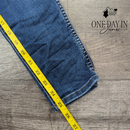 Kut from the Kloth Petite Skinny Ankle Jeans Size 2P