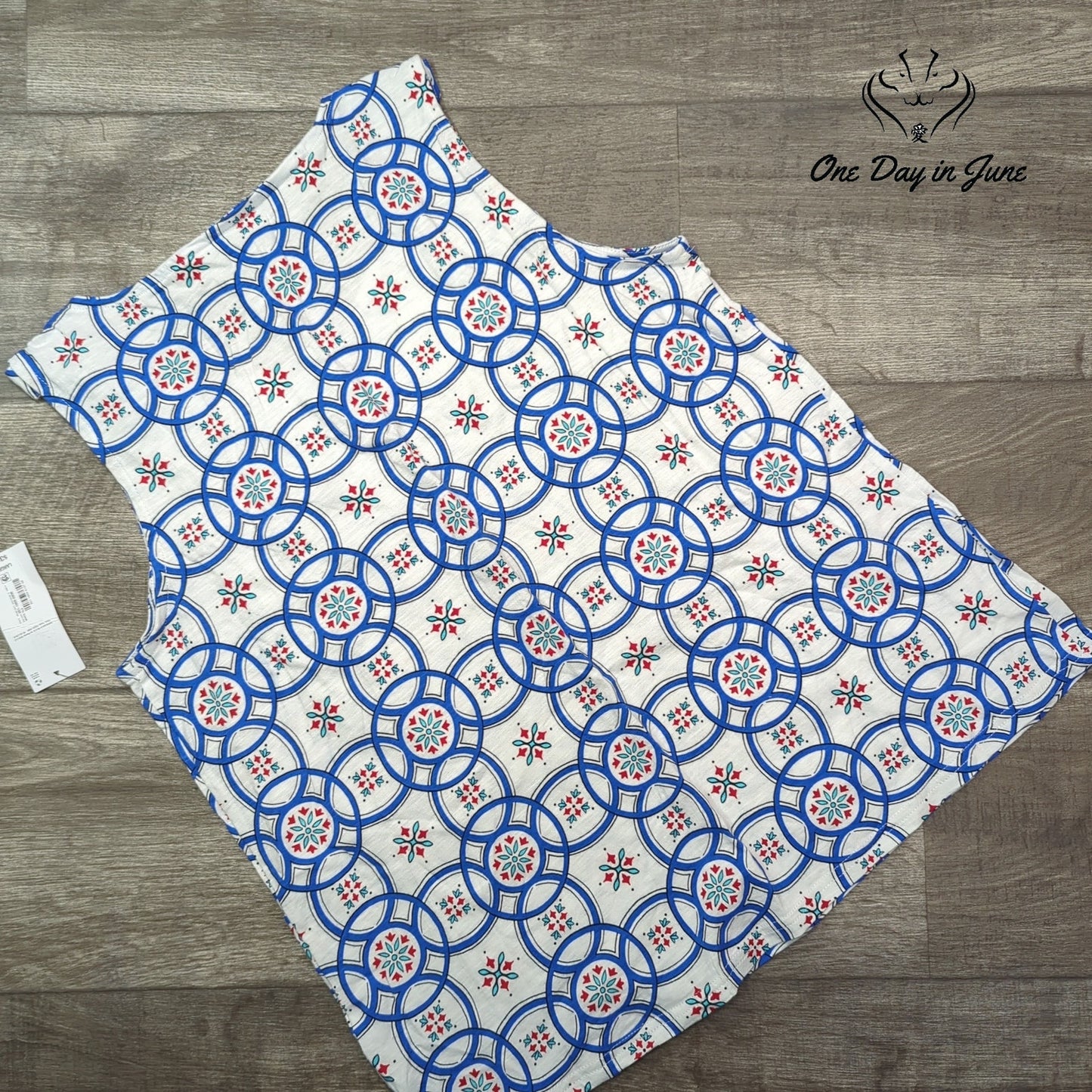 Liz Claiborne Sleeveless Top Size L