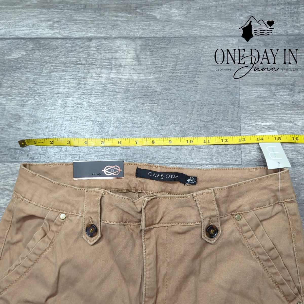 One5One Trouser Style Jeans Tan Khaki Straight Leg NWT Size 12