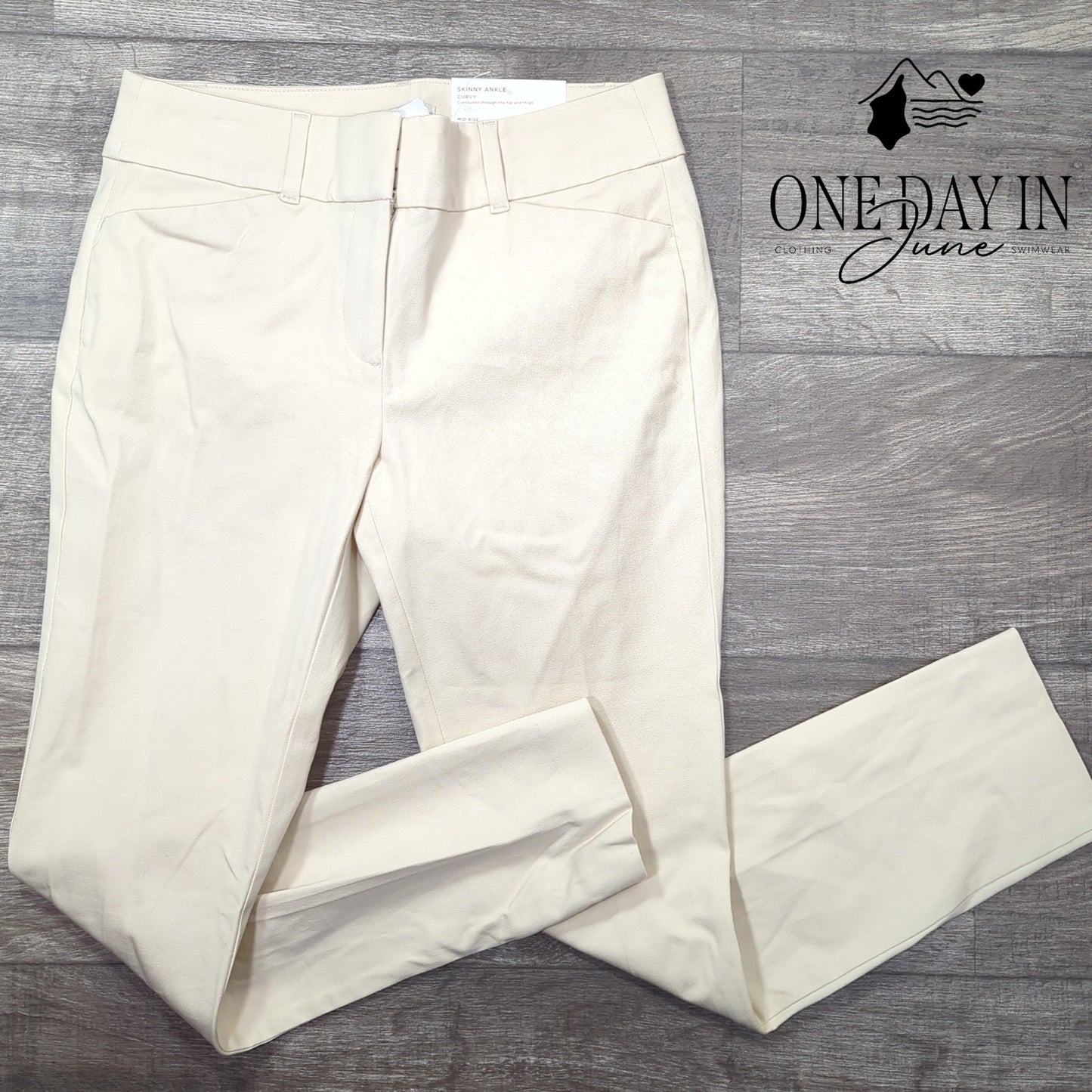 Loft Skinny Curvy Ankle Pants Size 2