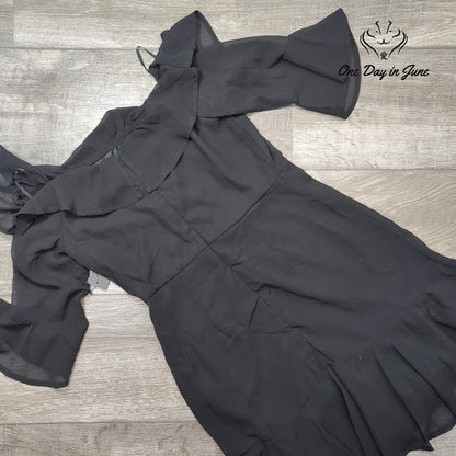 Lulus 1/2 Sleeve Mini Dress Size S