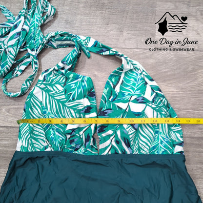 Cupshe Wrap Halter One Piece Swimsuit Size XL