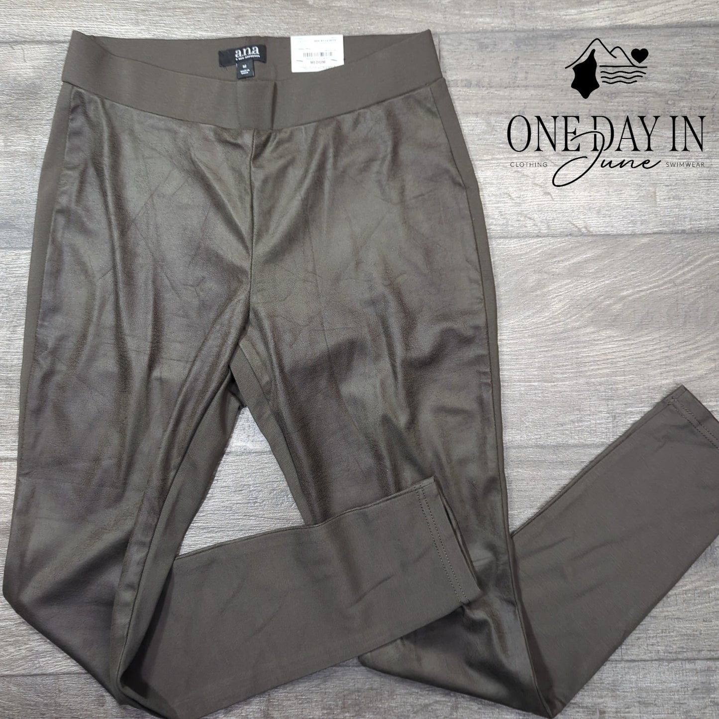 A.n.a Pull On Legging Pants Size M