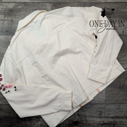 Dolan Anthropologie Floral Embroidered Denim Jacket Cream Size L