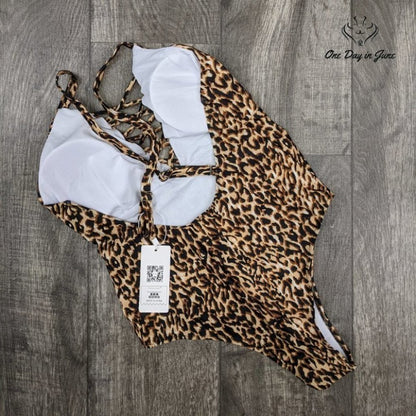 Ekouaer Plunge Neck One Piece Swimsuit Size L