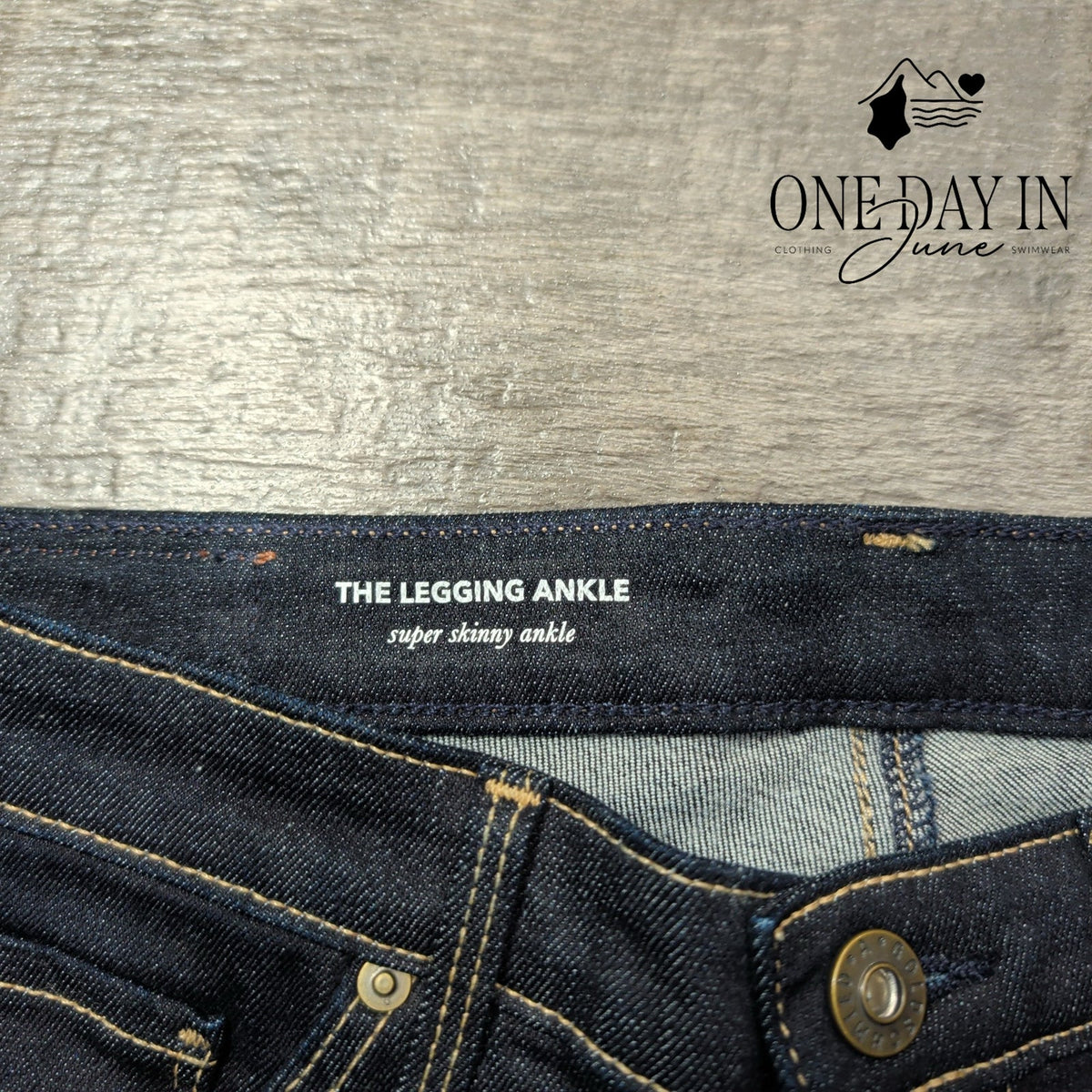 AG Adriano Goldschmied The Legging Ankle Super Skinny Jeans Dark Wash NWT Size 4