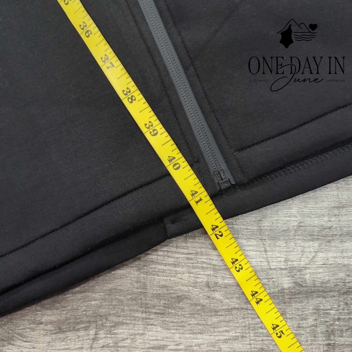 Truth Long Full Zip Sweatshirt Size M