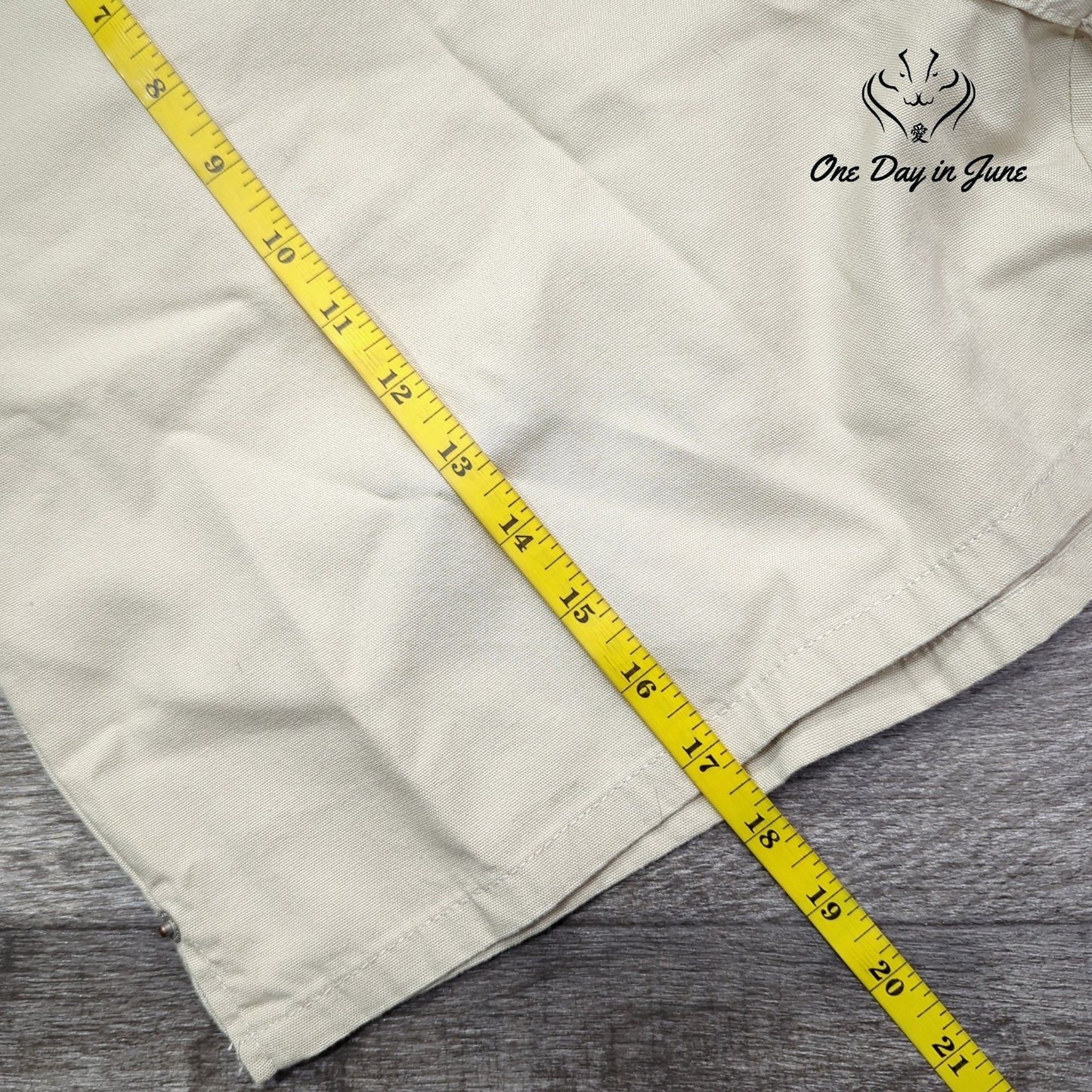 Bill Blass Chino Shorts Size 16