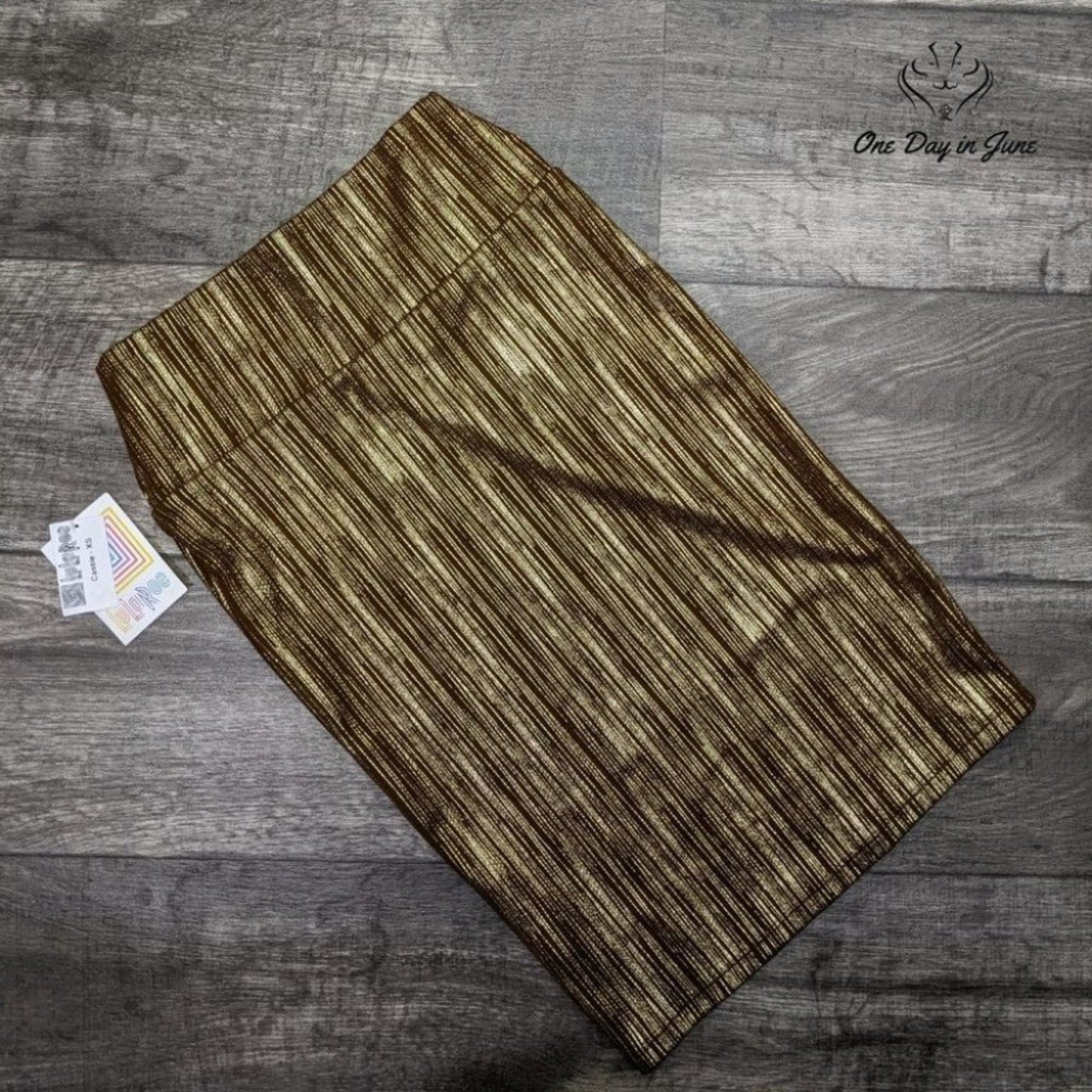 Lularoe Cassie Shimmer Skirt Size XS