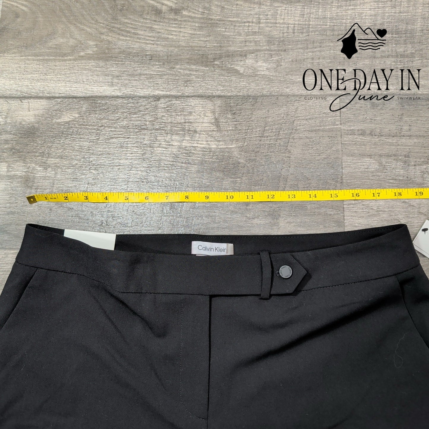 Calvin Klein Classic Fit Dress Pants Size 14