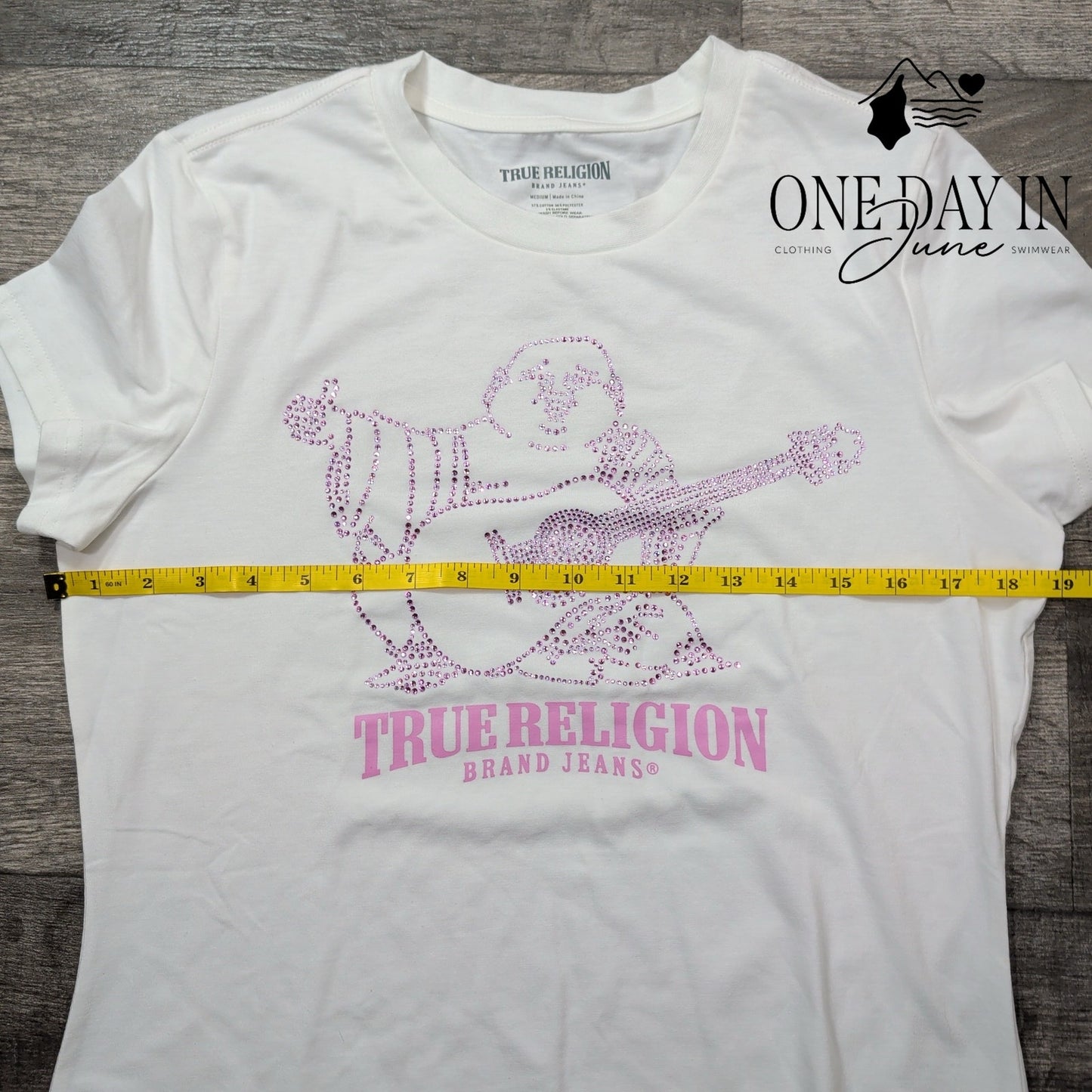 True Religion Crystal Buddah T Shirt Size M