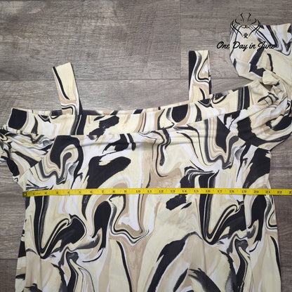 JM Collection Cold Shoulder Top Size XXL