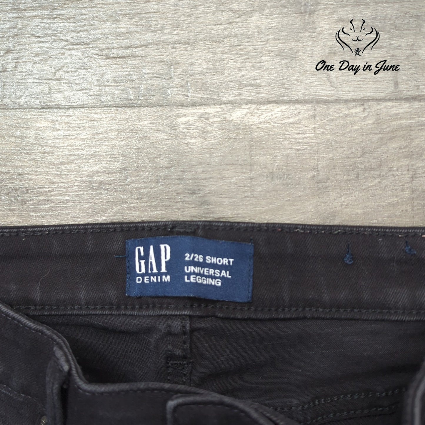 Gap Universal Legging Jeans Size 2 Short