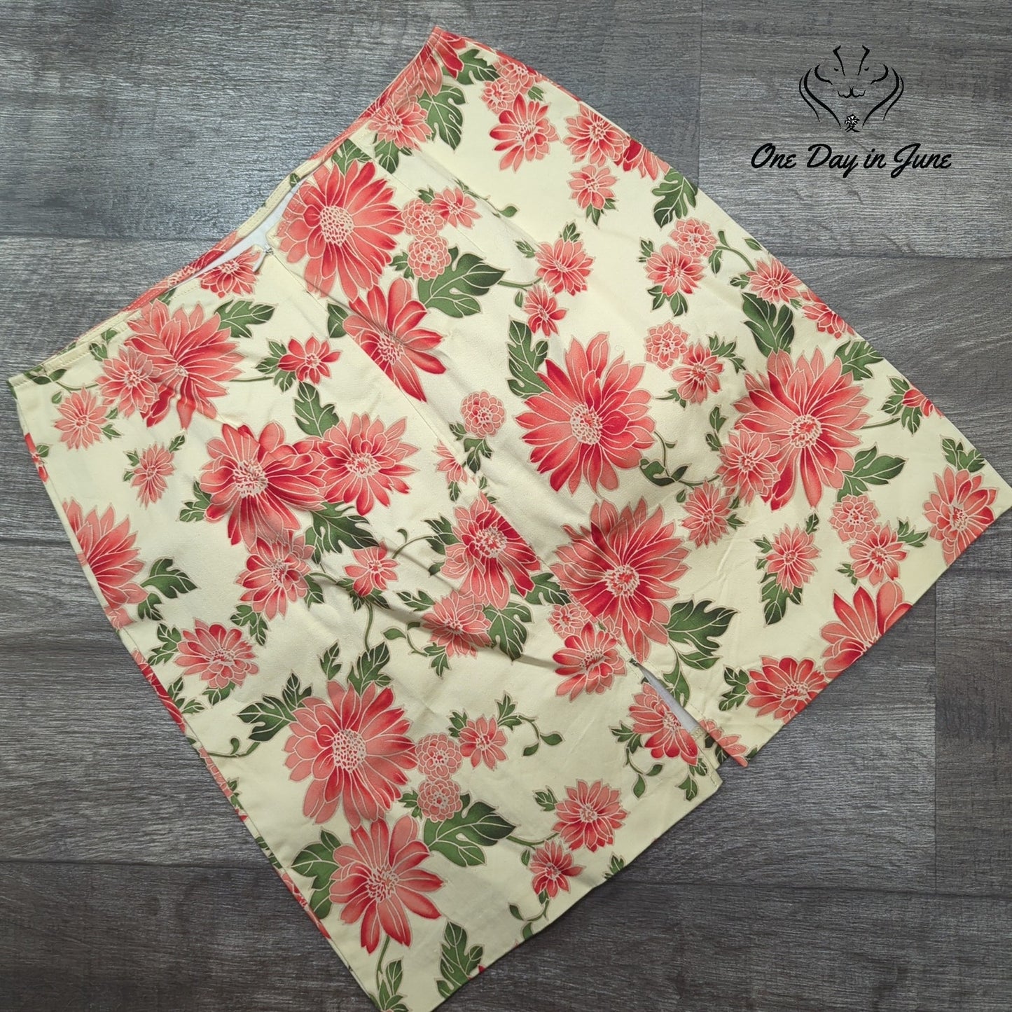 B. Moss Clothing Company Floral Mini Skirt Size 12