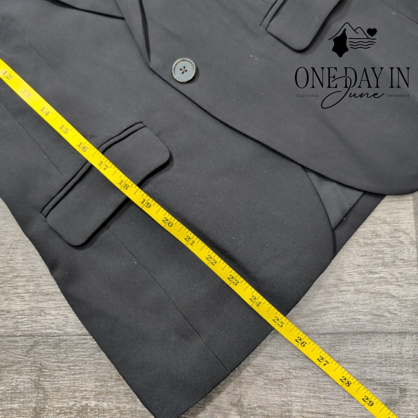 Old Navy Taylor Fitted Suit Blazer Black Jack One Button NWT Size S