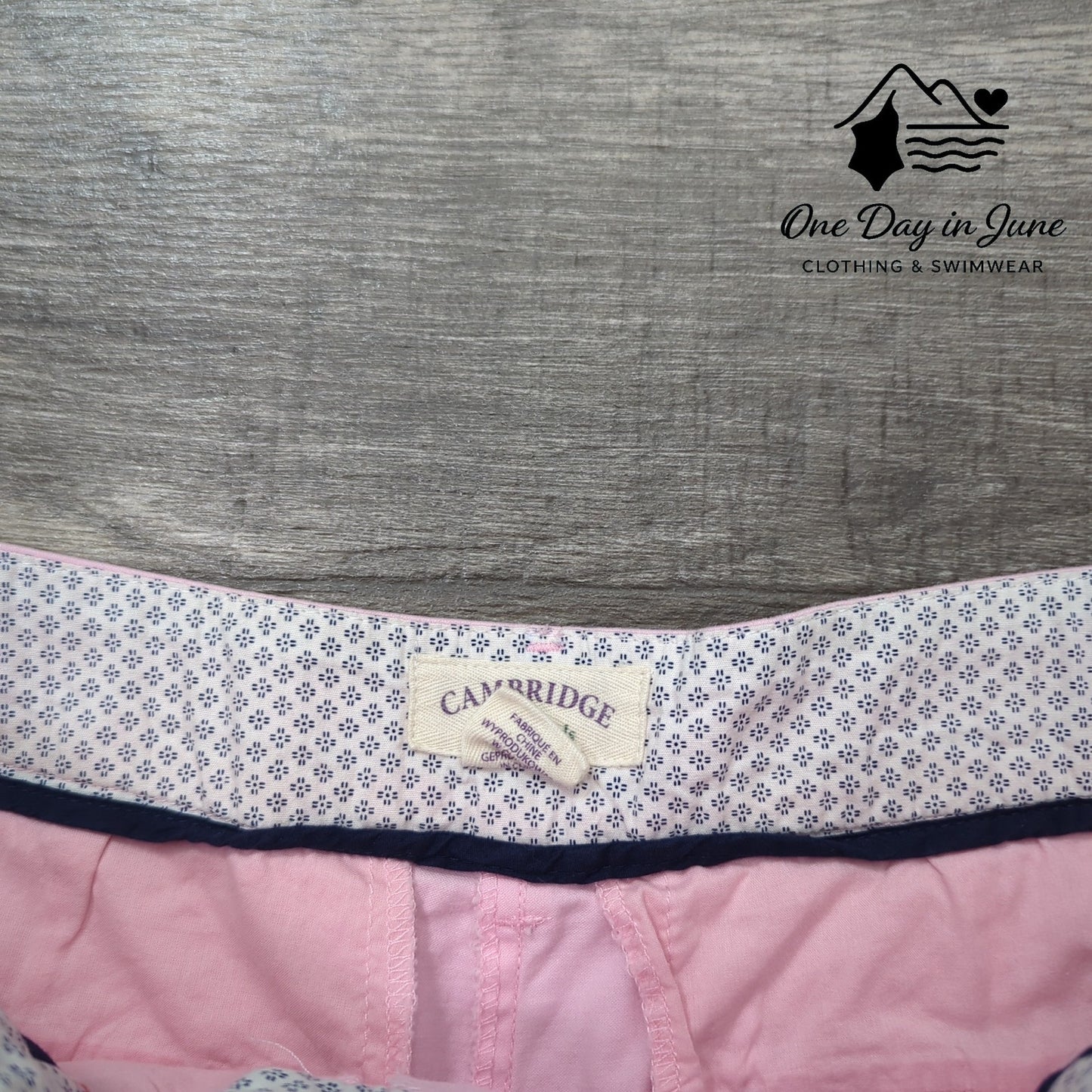 Cambridge Flat Front Shorts Size 6