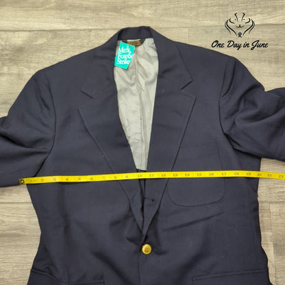 Gentleman's Clothing by Corbin 3 Button Wool Blazer Size 32 Reg