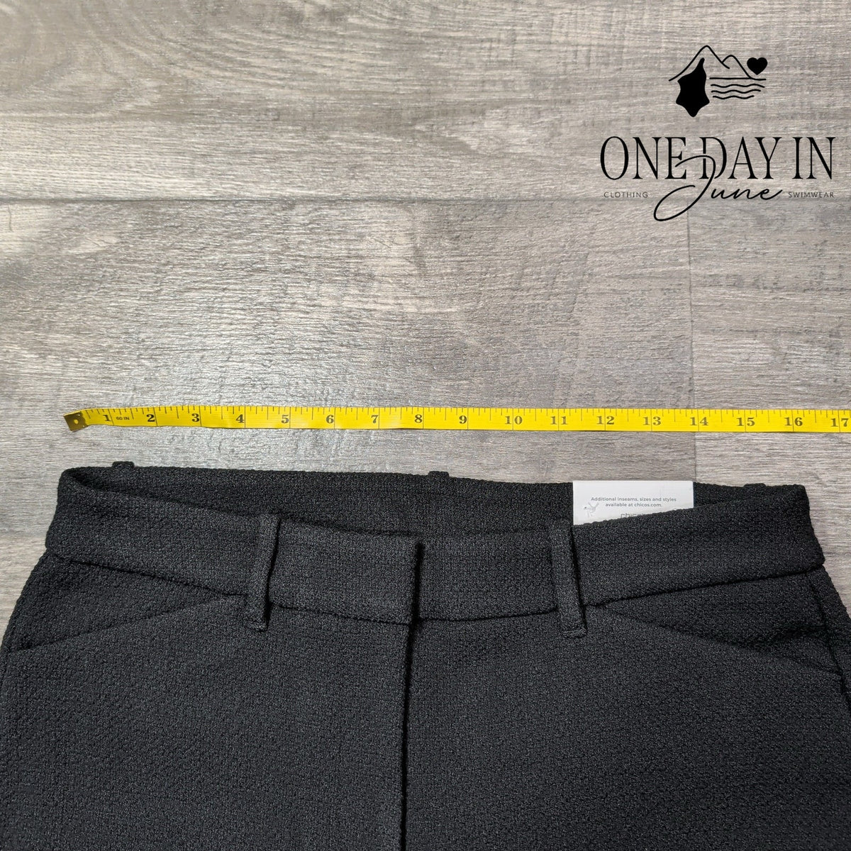 Chico's Textured Slim Leg Pull On Pants Black NWT Size Chico's .5 (6)