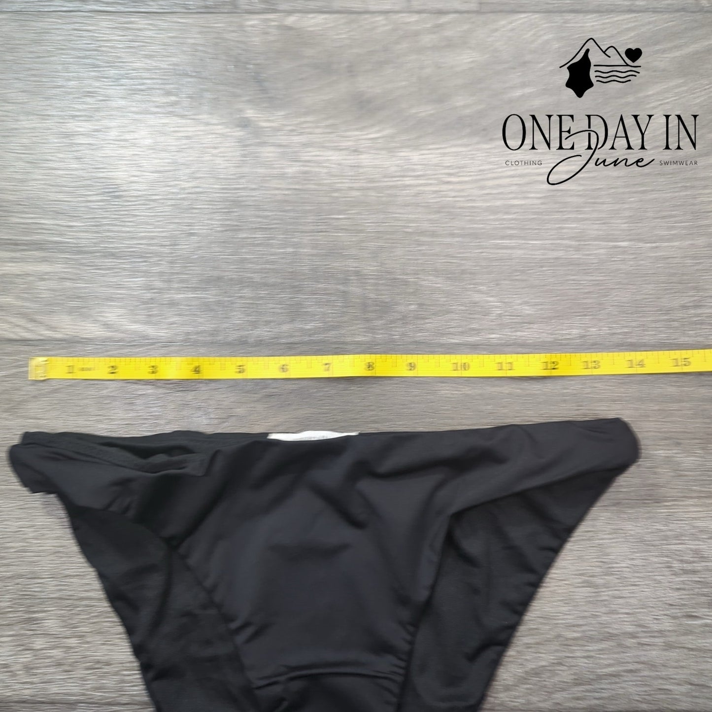 Amaryllis Moderate Bikini Bottom Size L
