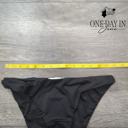 Amaryllis Moderate Bikini Bottom Size L