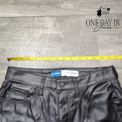 Old Navy High Rise OG Straight Faux Leather Pants Size 6