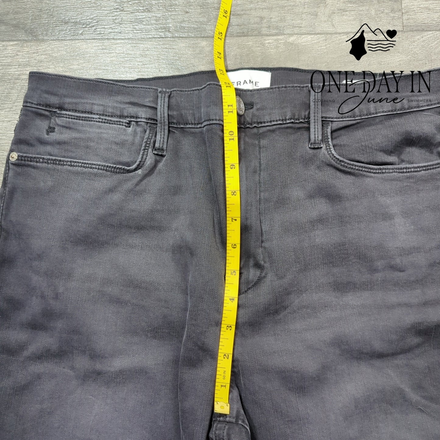 Frame Le High High Rise Flare Raw Hem Jeans Size 16 (34)
