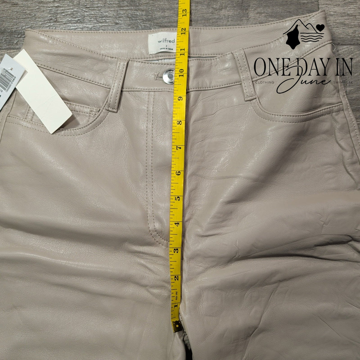Wilfred Melina Faux Leather Straight Leg Pants Light Taupe NWT Size 2