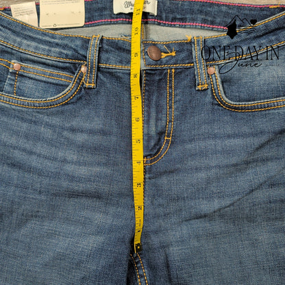 Wrangler Juniors Mae Mid Rise Boot Cut Jeans Size 7 (29X32)