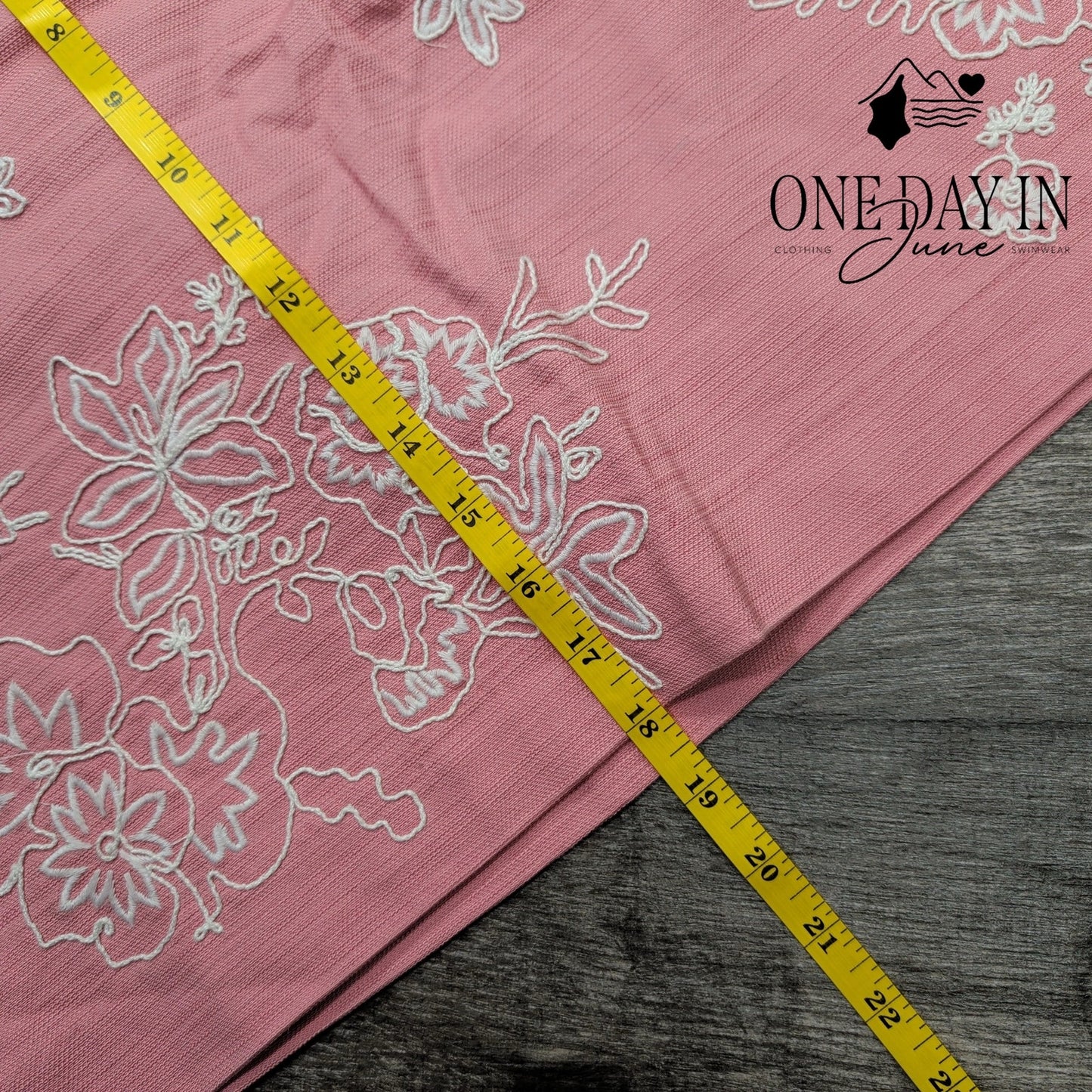 Loft Embroidered Skirt Size 4