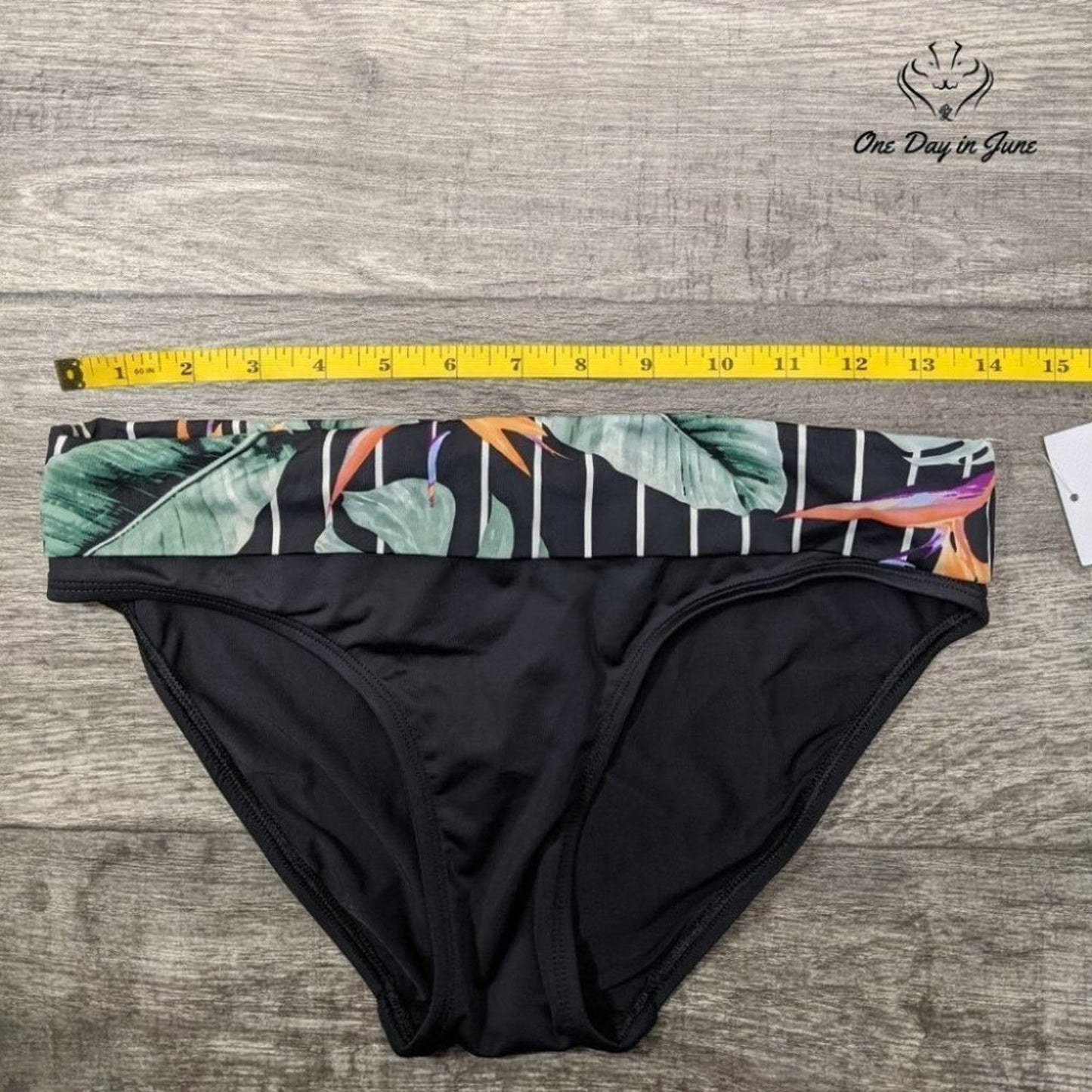 Skye Standard Mid Waist Full Coverage Bikini Bottom Size XS