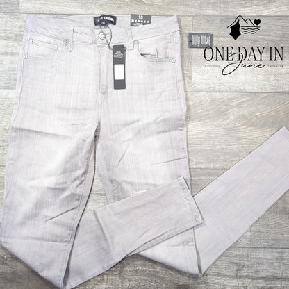 Fashion Nova Juniors Tall Grey Matter Skinny Jeans Size 13