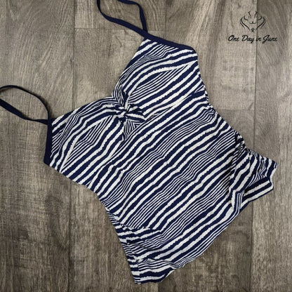 Fit 4 U Cross Front Striped Swim Top Size 8D