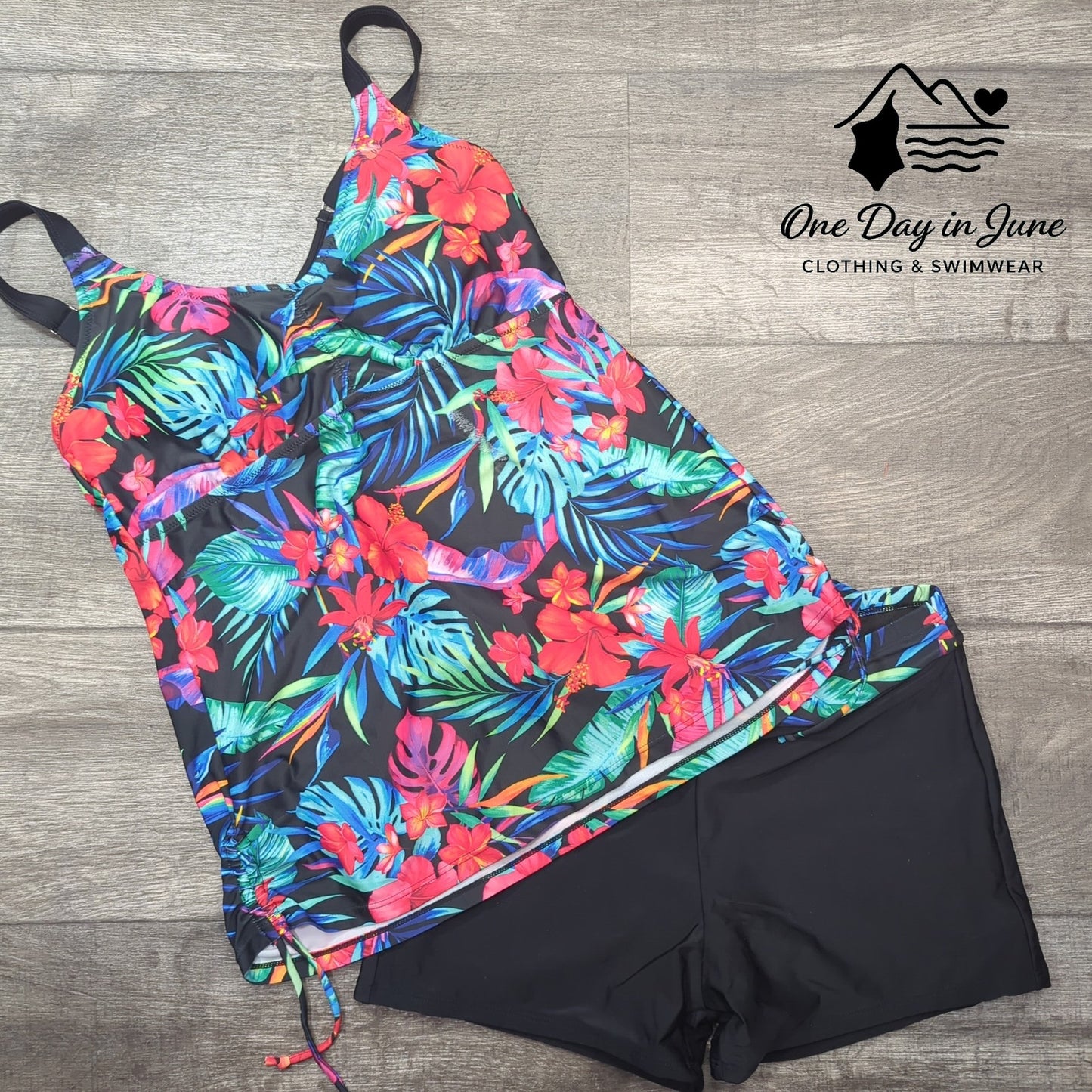 Tempt Me Cage Back Ruched Side Boy Short Tankini Swimsuit Size L