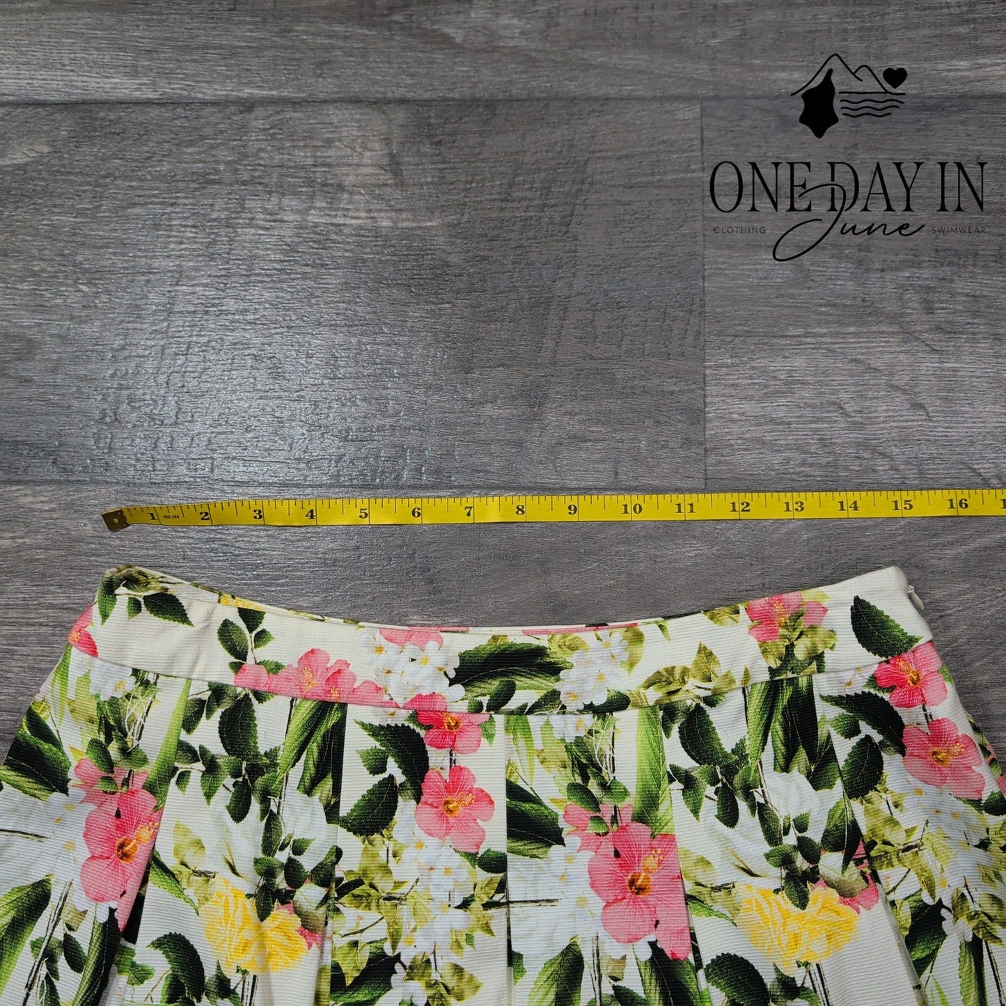 Talbots Petites Floral Pleated A-Line Skirt Pink Green Garden Print NWT Size 8P