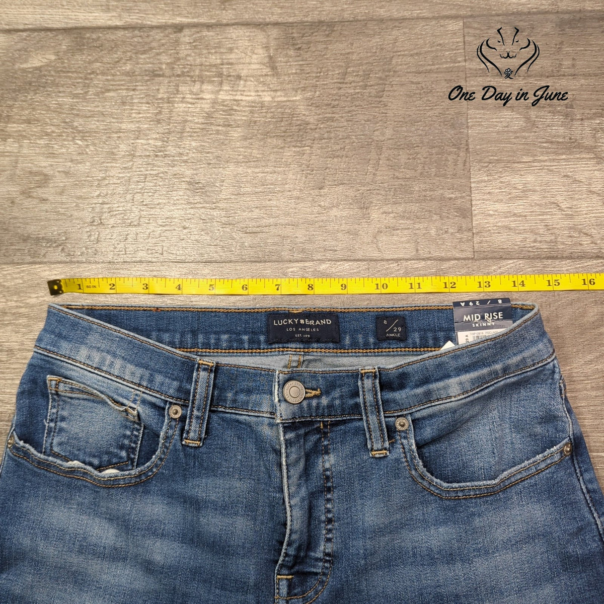 Lucky Brand Mid Rise Skinny Jeans Blue Denim NWT Size 8