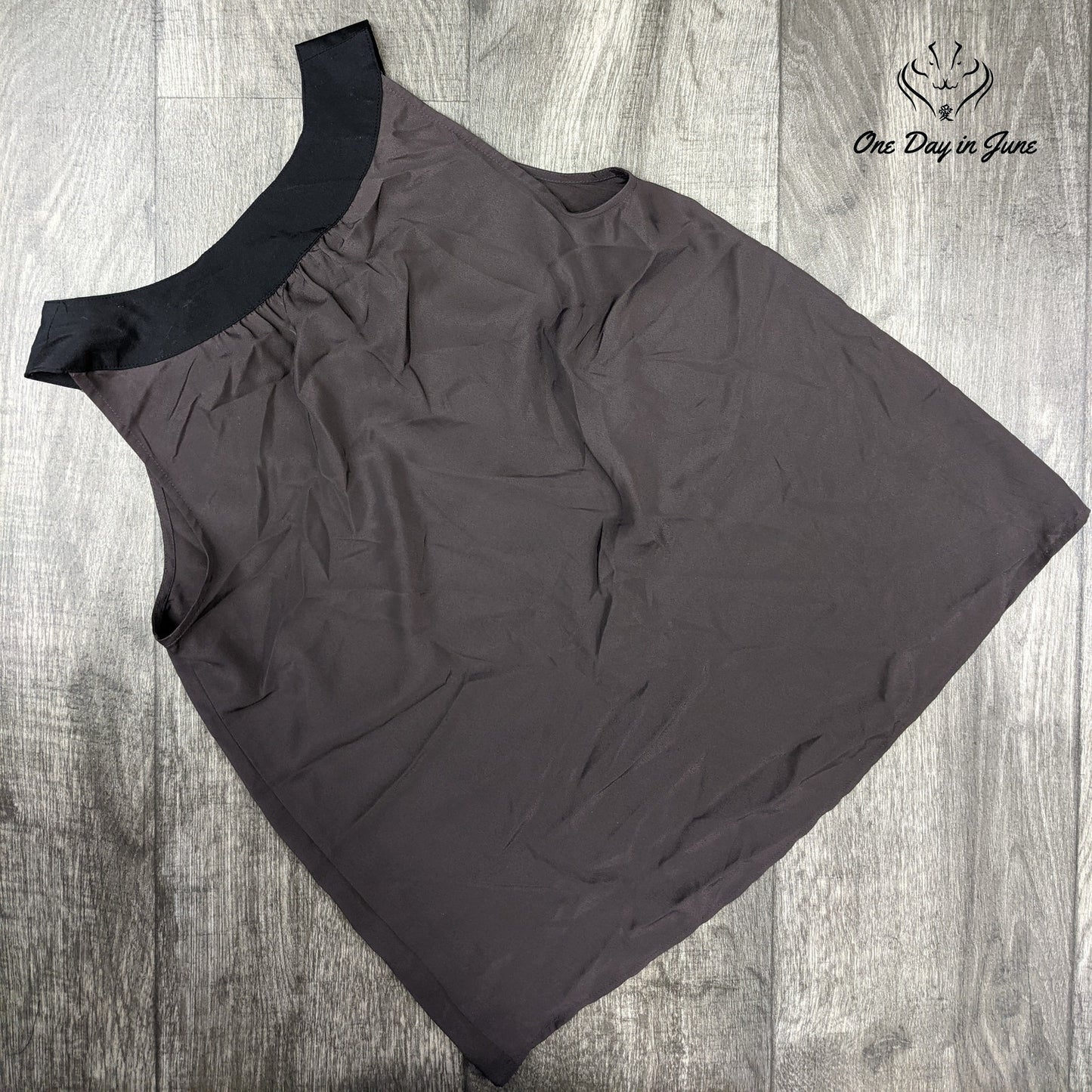 Mossimo Light Top Size S