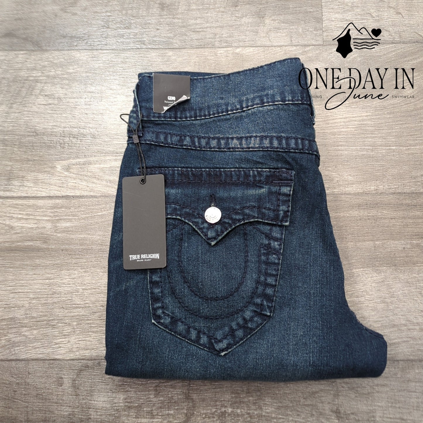 True Religion Gino Relaxed Slim Jeans Size 33X32