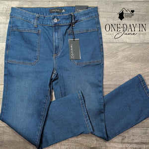 Tahari Petite Natalie Mid Rise Miniboot Jeans Seta Silk Denim NWT Size 12P