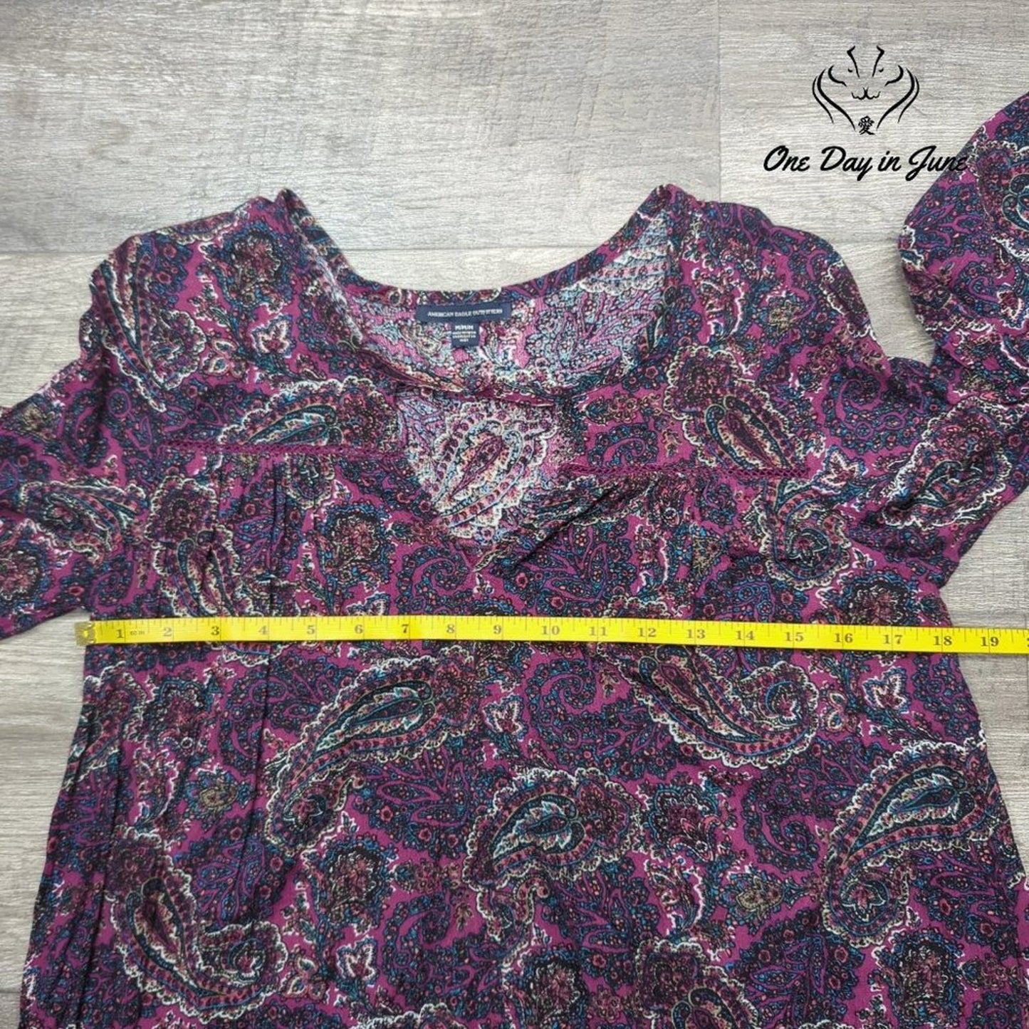 American Eagle Outfitters Long Sleeve Boho Top Size M
