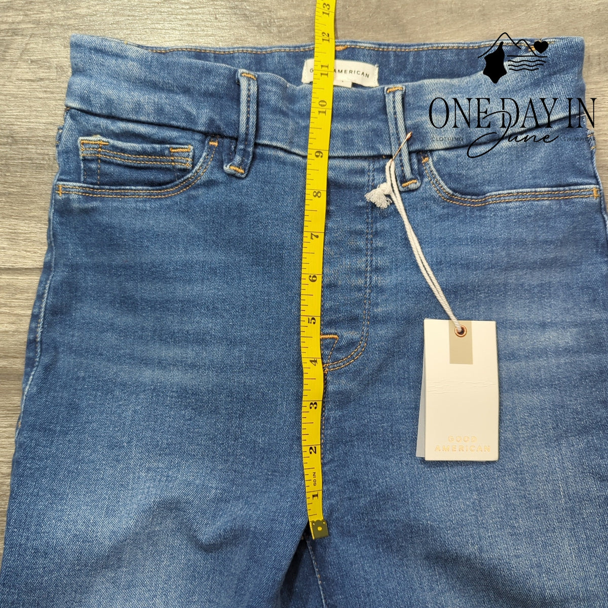 Good American Good Legs Flare Jeans High Rise Indigo Blue NWT Size 1